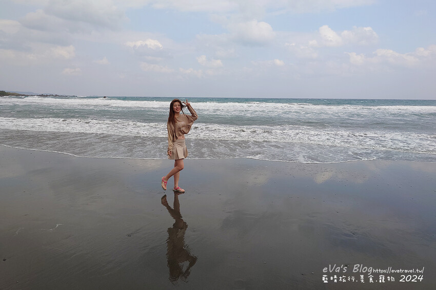 台東縣成功鎮【台東景點】都歷部落傳統海域—Pacefongan(巴茲風岸)都歷沙灘|阿美族天空之鏡秘境,黑沙灘絕美倒影|寵物友善海灘推薦。台東天空之鏡