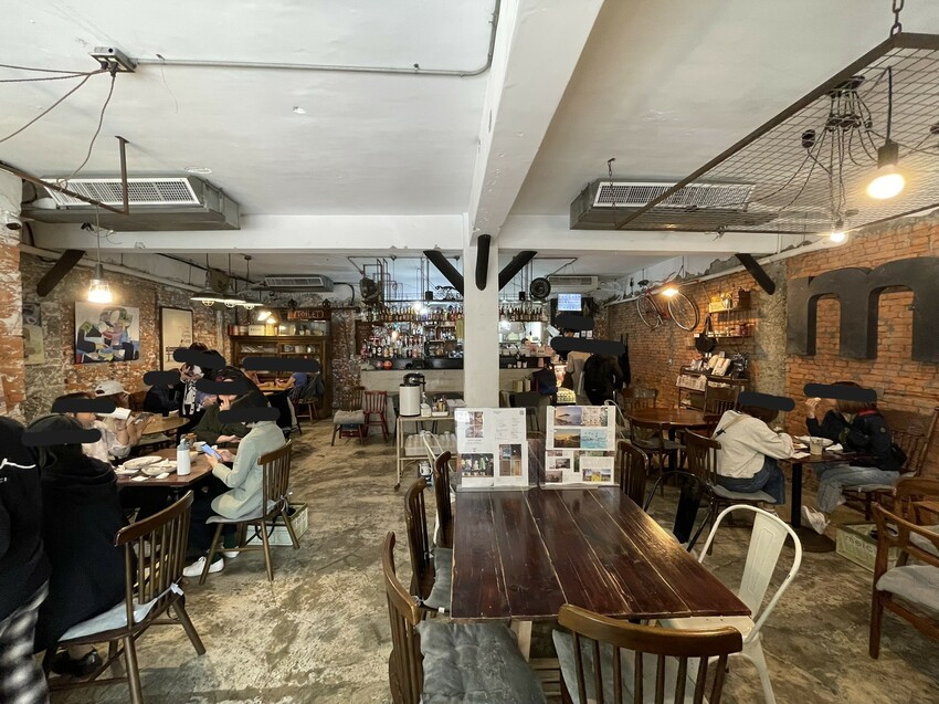 新北市板橋區Merci Cafe - 近板橋遠東百貨的早午餐廳，提供早午餐盤/義大利麵/燉飯/三明治/沙拉/咖啡/飲品/點心(≧▽≦)/