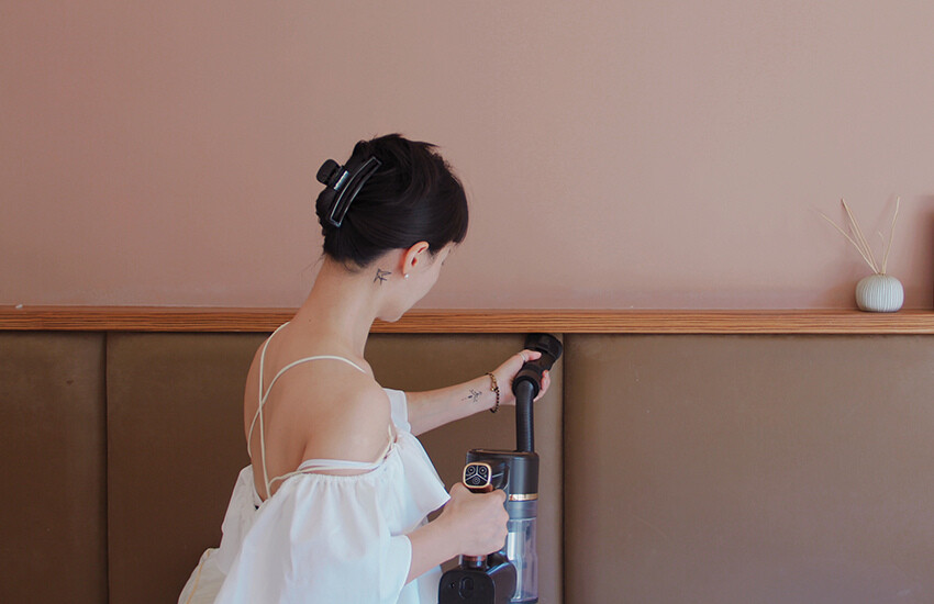 過敏救星！M8 PLUS吸塵器自動集塵超乾淨，塵蟎剋星自動集塵。