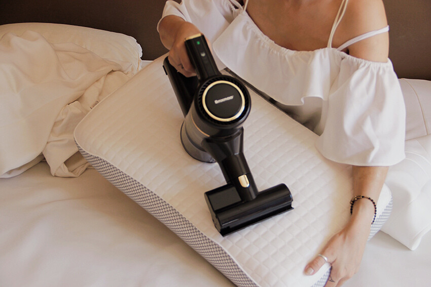 過敏救星！M8 PLUS吸塵器自動集塵超乾淨，塵蟎剋星自動集塵。