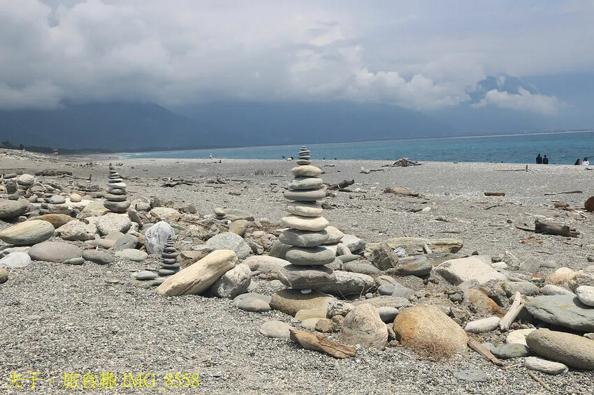 2025曼波新城太平洋國際疊石藝術季 夢境場景 海、石與人的