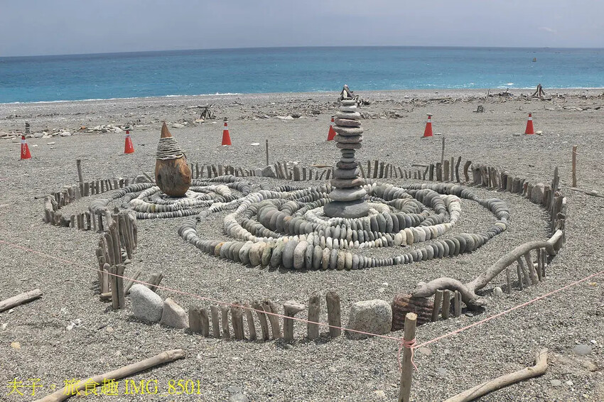 2025曼波新城太平洋國際疊石藝術季 夢境場景 海、石與人的