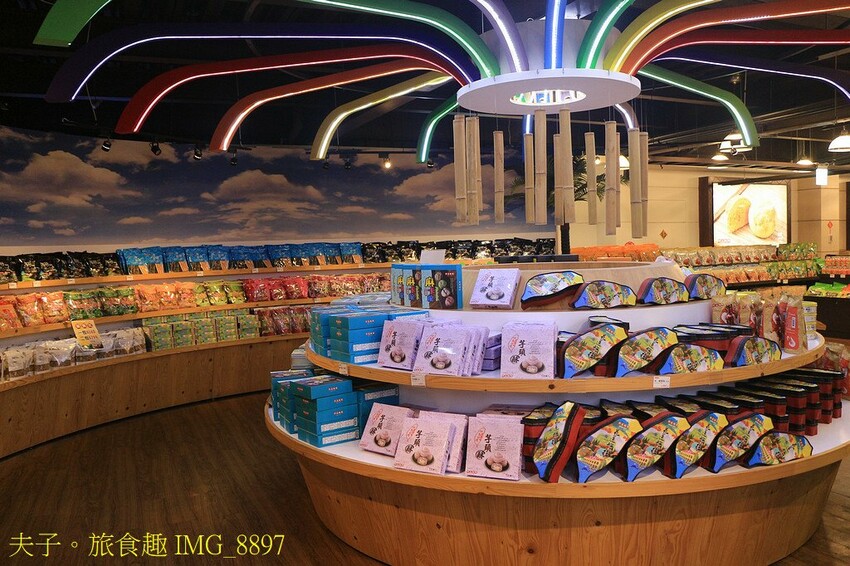 2025曼波新城太平洋國際疊石藝術季 夢境場景 海、石與人的