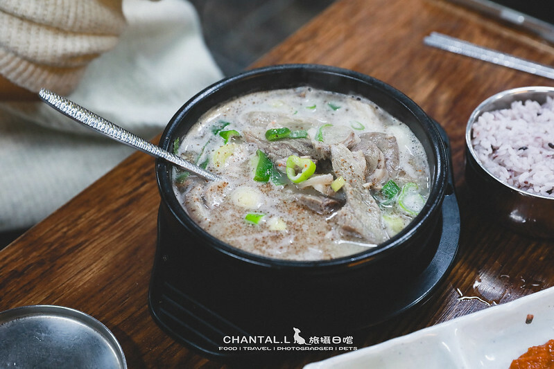 韓國弘大必吃血腸湯飯，講中文也通的韓國美食。