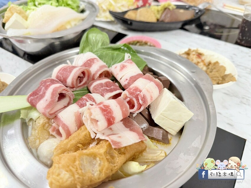 嘉義市西區百元平價鍋物怎麼挑？《逸小鍋嘉義仁愛店》的5個驚喜你知道嗎？自助吧有汽水咖啡冰淇淋還有拌飯跟蔬菜任意夾!?