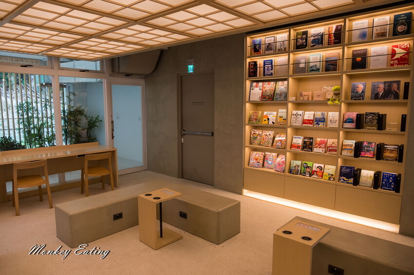 【南投景點】日月町複合式商場｜埔里愛蘭交流道最美休息驛站！TSUTAYA BOOKSTORE蔦屋書店、咖啡店、攤車市集、伴手禮、加油站一次滿足~ - 貪吃猴的幻想