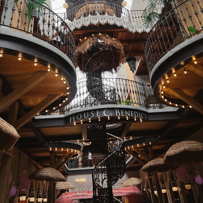 泰國2025芭達雅到BKK機場交通怎麼挑？包車、巴士、Grab哪一個最划算