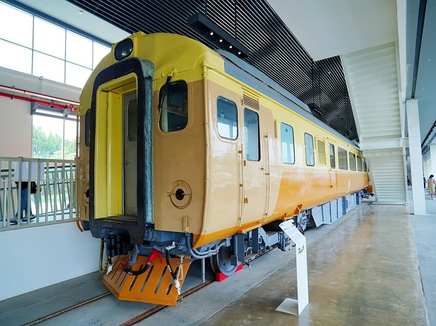 苗栗縣苗栗市親子鐵道小旅行全紀錄，真實心得＋遊園亮點一次看｜苗栗火車頭園區初體驗