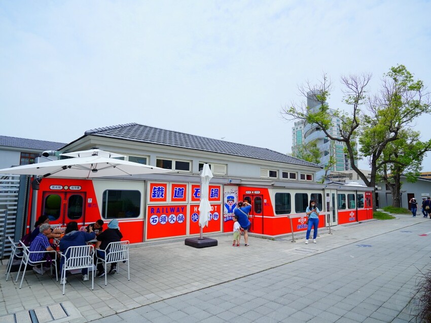 苗栗縣苗栗市親子鐵道小旅行全紀錄，真實心得＋遊園亮點一次看｜苗栗火車頭園區初體驗