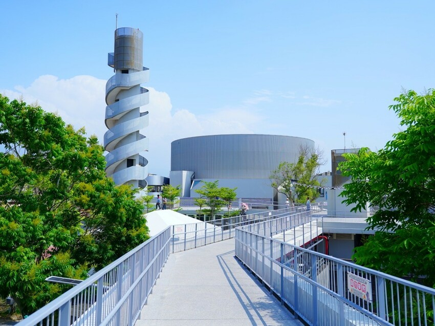 苗栗縣苗栗市親子鐵道小旅行全紀錄，真實心得＋遊園亮點一次看｜苗栗火車頭園區初體驗