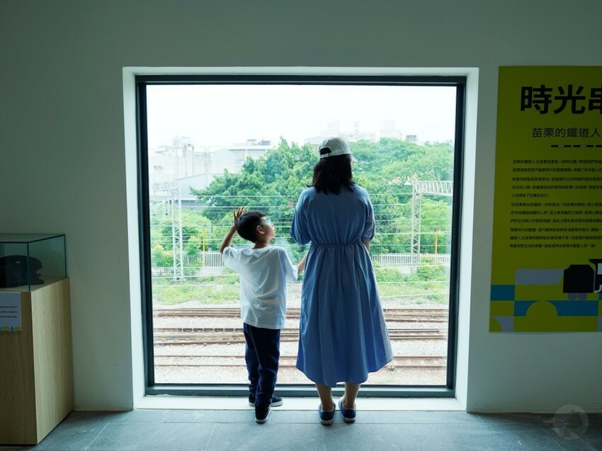 苗栗縣苗栗市親子鐵道小旅行全紀錄，真實心得＋遊園亮點一次看｜苗栗火車頭園區初體驗