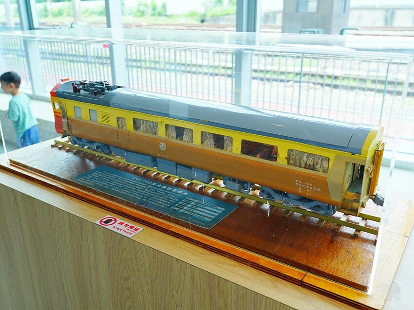 苗栗縣苗栗市親子鐵道小旅行全紀錄，真實心得＋遊園亮點一次看｜苗栗火車頭園區初體驗