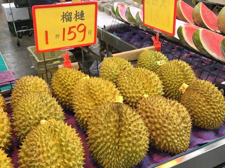 成功黃昏市場｜跳脫傳統市場走出超乾淨市場！認證蔬菜水果量販價！現在還有生菜沙拉！高雄市場推薦、高雄超市推薦、高雄量販店推薦、高雄水果推薦、大寮市場推薦 - 佛系旅遊筆記