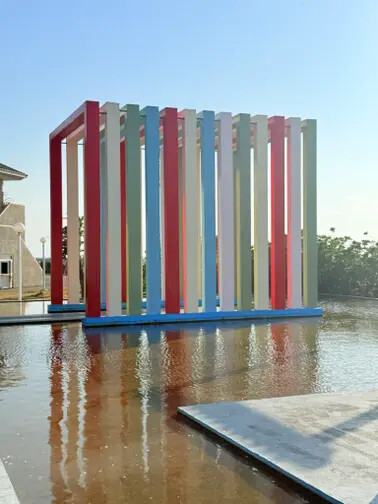 高雄旗津半日遊：推薦必去景點以及好吃的鴨角活海產海鮮料理。旗津的夕陽無限好