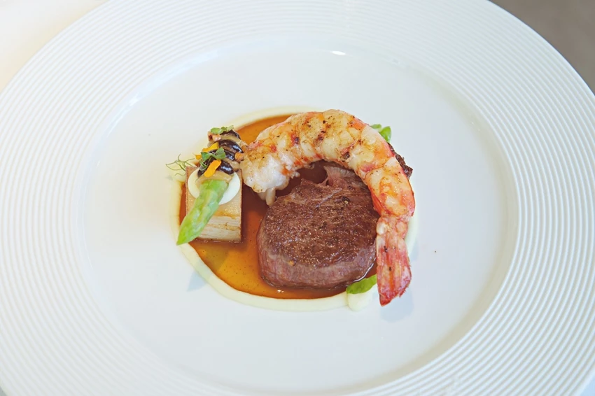 台中西區｜玻璃老宅法式餐廳《LAFETE 法月》春季限定菜單開箱