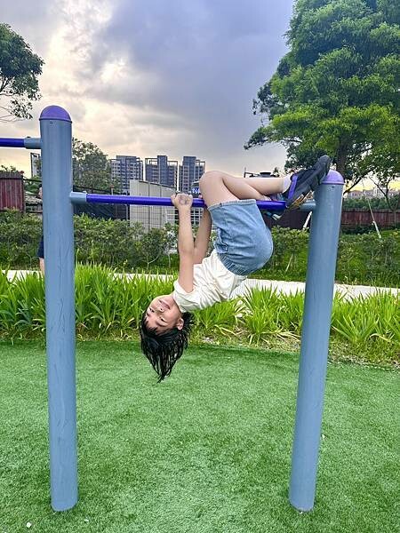 【親子遊記】走進燦爛童年時光 八德楓樹腳公園全攻略 一場大人