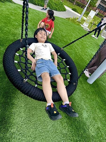 【親子遊記】走進燦爛童年時光 八德楓樹腳公園全攻略 一場大人