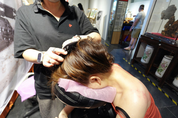 比陶藝還好玩?逛新北美術館之外鶯歌一日遊大推景點,不是刮痧、比spa還爽,未來能量實驗室光點美學能量調理