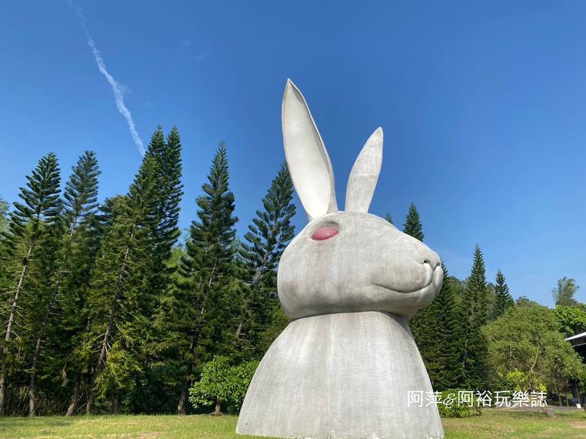 台南景點秘境！入住神隱少女湯屋 微風山谷藝術村，體驗森林系台南民宿。