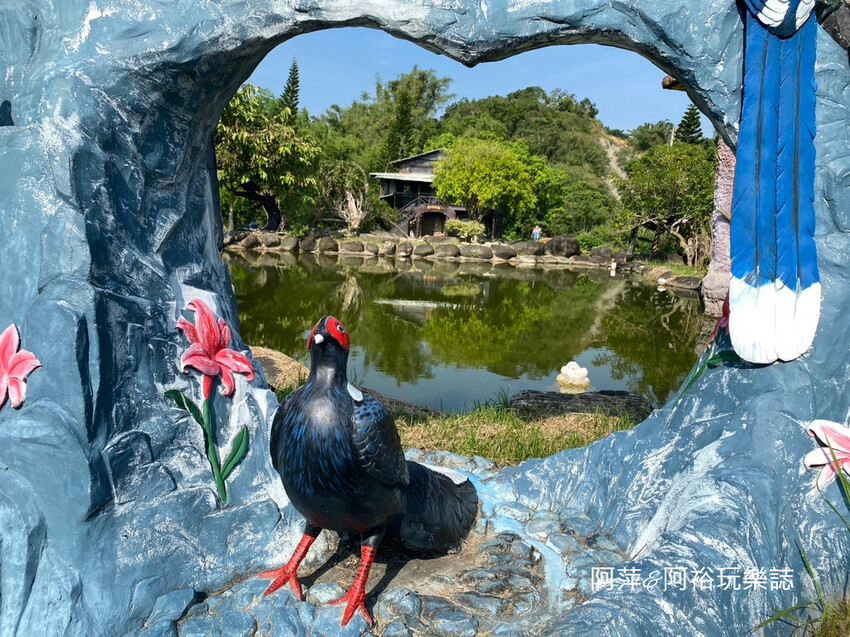 台南景點秘境！入住神隱少女湯屋 微風山谷藝術村，體驗森林系台南民宿。