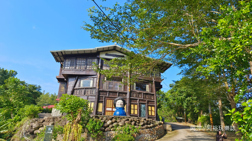 台南景點秘境！入住神隱少女湯屋 微風山谷藝術村，體驗森林系台南民宿。
