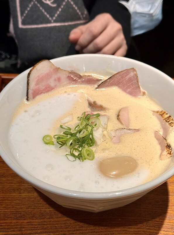 日本大阪梅田米其林推薦！必吃雞白湯泡系拉麵ふく流らーめん轍，Tabelog百名店。