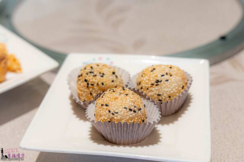 郵輪上的美食餐廳不可錯過的脆皮烤鴨，早餐的港點相當美味