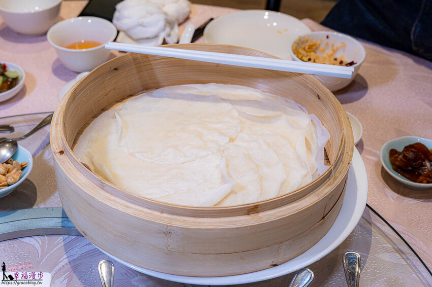 郵輪上的美食餐廳不可錯過的脆皮烤鴨，早餐的港點相當美味