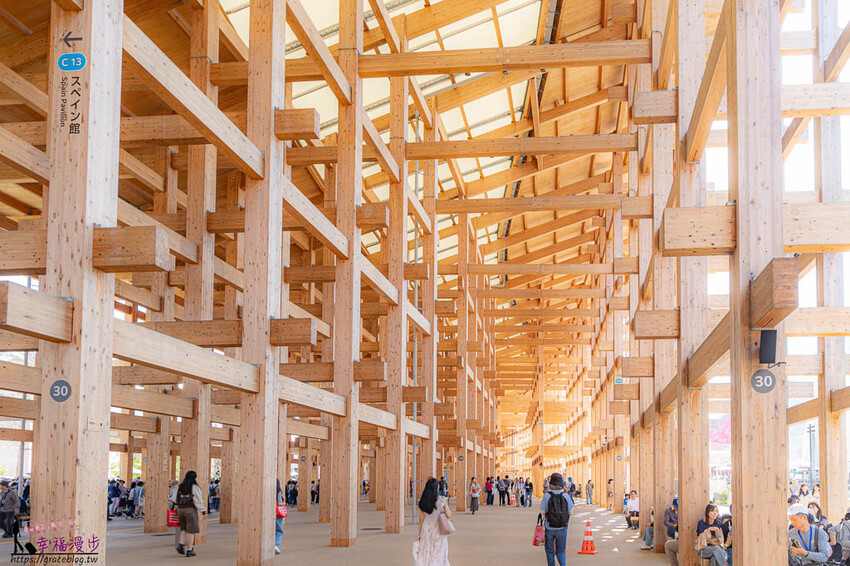 搭乘麗星郵輪探索星號遊玩大阪萬博會，專車接送輕鬆逛展覽