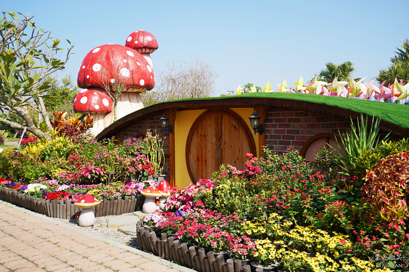 嘉義親子景點推薦!3000坪三隻小豬觀光農場,動物園 滑草 DIY全家暢玩。