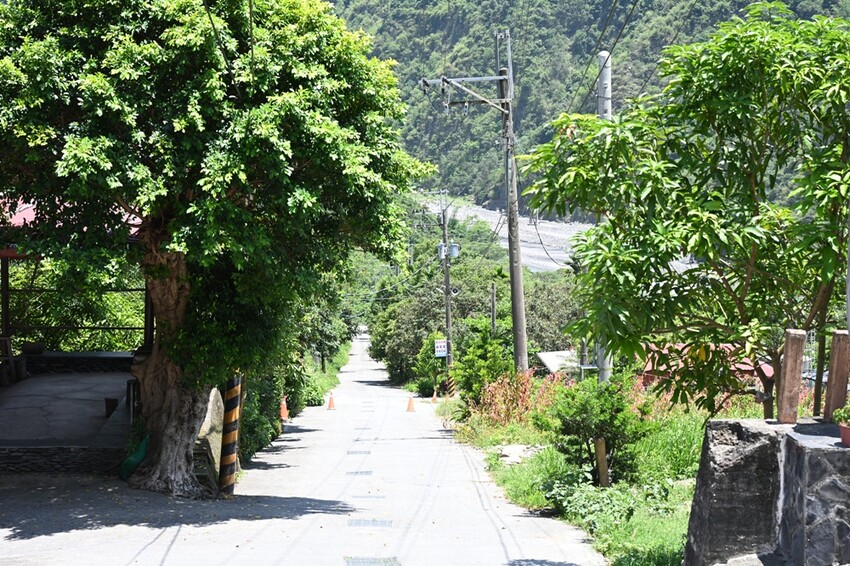 部落深度旅行二日遊。一次玩遍高雄屏東三大部落、萬山部落、大社部落、萬安部落、部落旅遊推薦！ - 快樂的過每一天