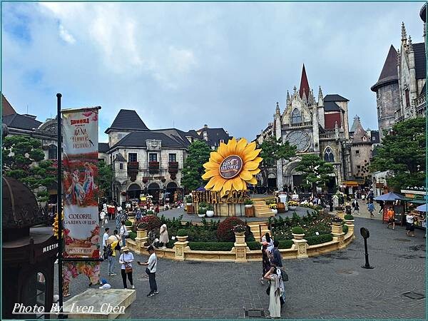 《越南之旅》2025/5月中越蜆港巴拿山之-黃金佛手橋天空步