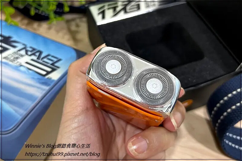 創維行者雙刀頭電動刮鬍刀(電動刮鬍刀推薦+旅行隨身款+刮鬍刀推薦) 06.jpg