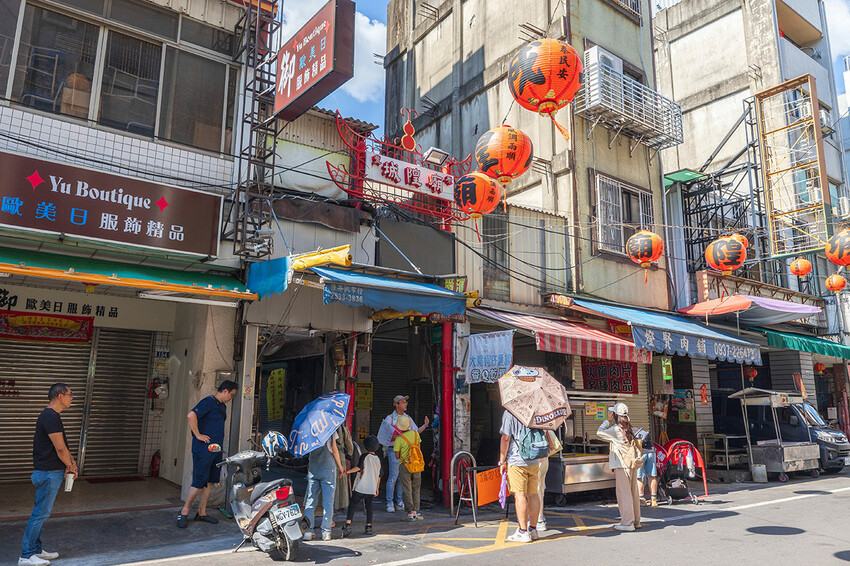 旺來八 頂街門市｜頂街派出所｜漆器DIY走讀豐原一日遊，豐原送禮推薦豐原火車站伴手禮推薦