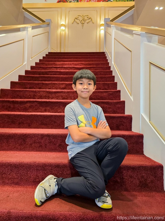台南老字號濃園滿漢餐廳｜中式料理推薦：家常菜、手路菜與私房菜，兒童遊戲室和親子用餐空間，附設電梯與免費停車，經典辦桌料理龍蝦三明治需預約