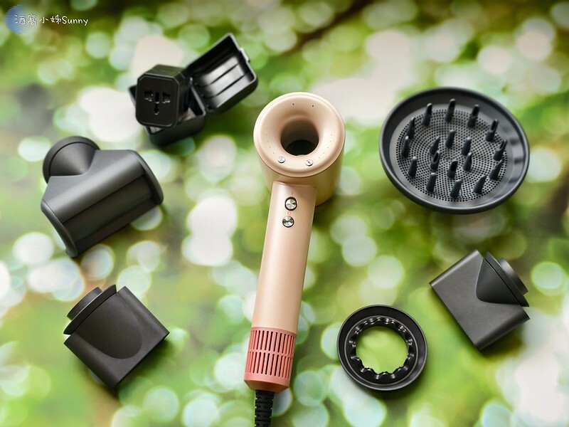 兩千元有照的旅行吹髮神器｜[MIDORI美多莉全球通]高風速溫控負離子吹風機(附全球轉接頭) 雙電壓吹風機