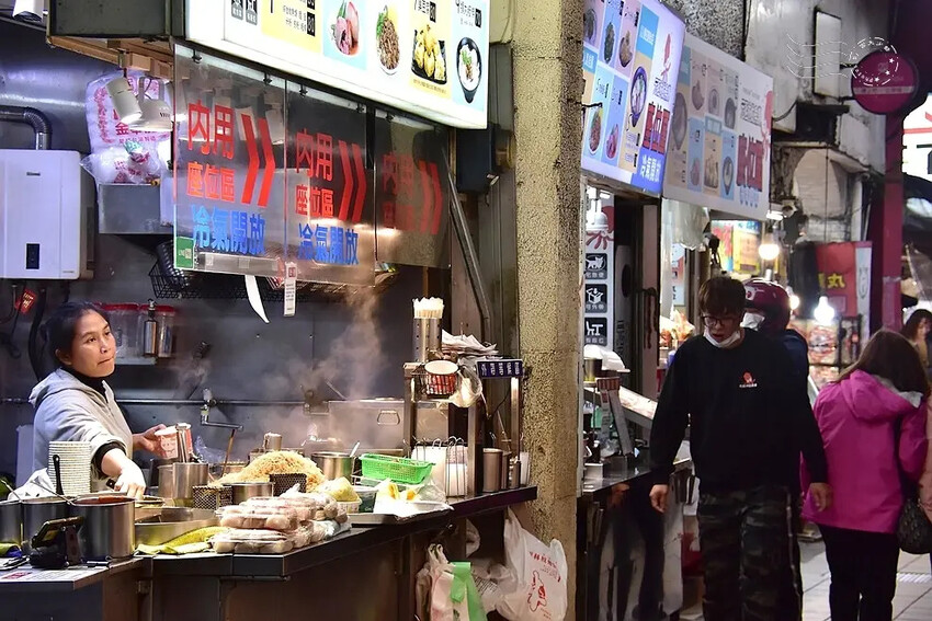 【新竹都城隍廟】小吃