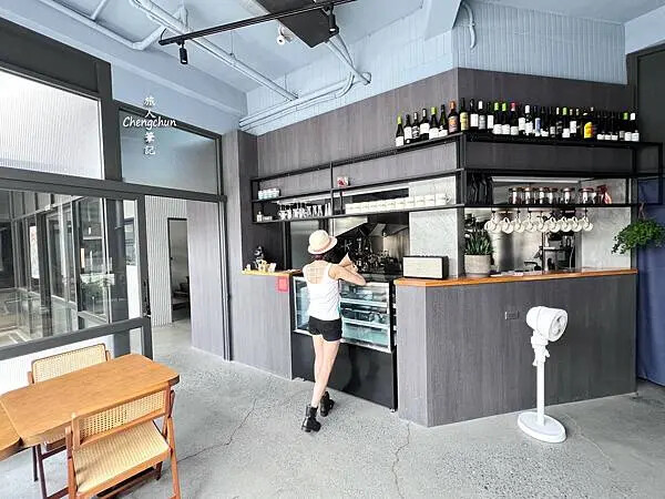 屏東東港鎮【BURABURA CAFE GUESTHOUSE