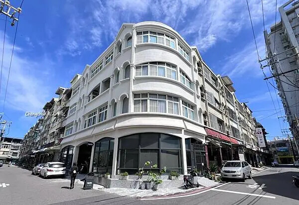 屏東東港【BURABURA CAFE GUESTHOUSE】