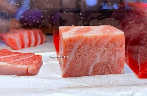 屏東鮪魚季【華僑市場】大啖黑鮪魚，第一次來就愛上 !