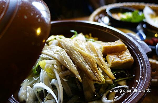 湯布院溫泉旅店【ほたるの宿 仙洞 】螢火蟲之宿，泡湯暢飲啤酒