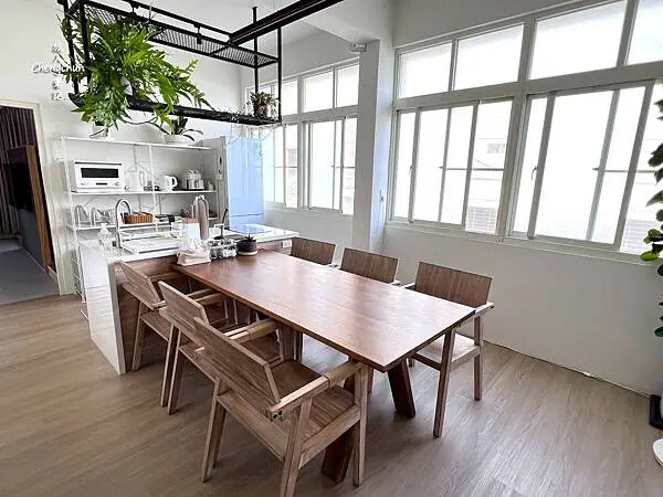屏東東港鎮【BURABURA CAFE GUESTHOUSE