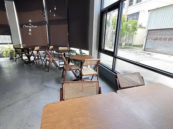 屏東東港【BURABURA CAFE GUESTHOUSE】