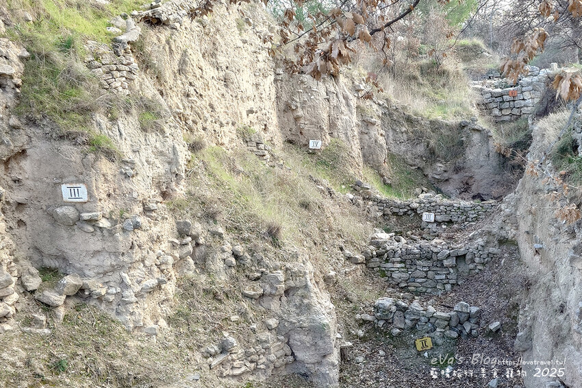 土耳其【土耳其蜜月旅遊】Archaeological Site of Troy 特洛伊遺址|九層文明與木馬傳說的世界遺產探索。土耳其景點