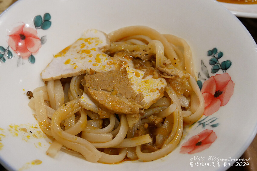 泰國【越南旅遊】Goda Quảng Nam 庭園餐廳|推薦必吃雞迷路、高樓麵、白玫瑰在地越南料理。越南會安美食