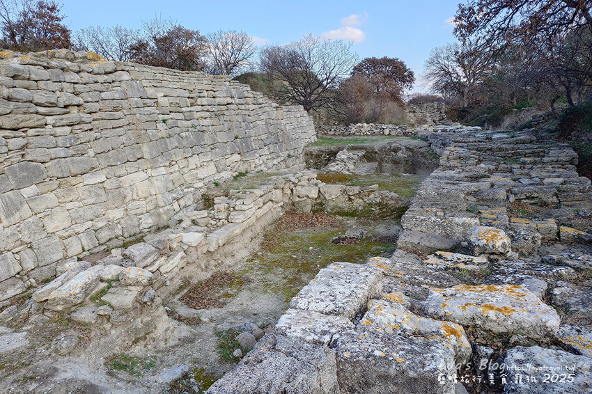 土耳其【土耳其蜜月旅遊】Archaeological Site of Troy 特洛伊遺址|九層文明與木馬傳說的世界遺產探索。土耳其景點