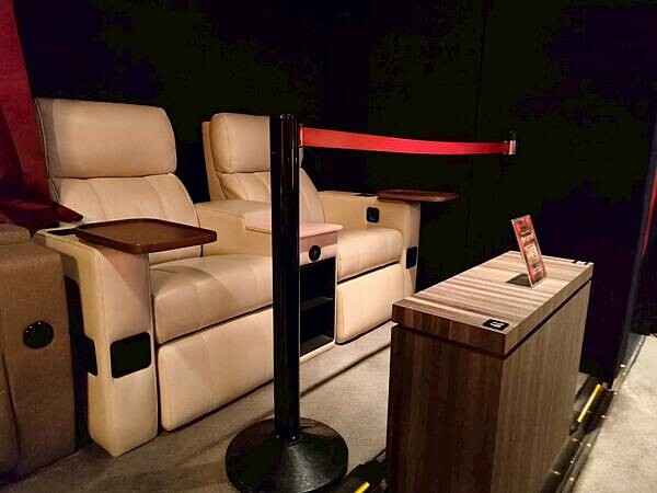 台北電影院推薦專屬獨家Coach尊榮椅-西門町台北in8