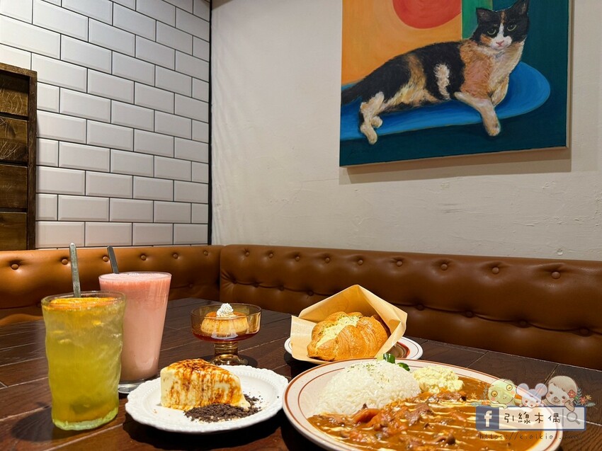 新竹市北區《招財咖啡》吃美食同時有水豚泡澡貓打盹？來新竹這間人氣寵物咖啡館體驗5重療癒！