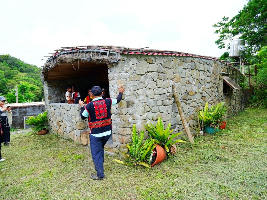 屏東縣獅子鄉在獅子好芒·山蘇蕨起裡,展開一場山海交織的部落旅行|走進獅子鄉 Sisigu