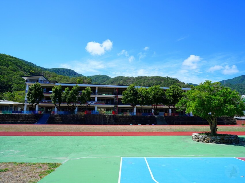 屏東縣獅子鄉在獅子好芒·山蘇蕨起裡,展開一場山海交織的部落旅行|走進獅子鄉 Sisigu